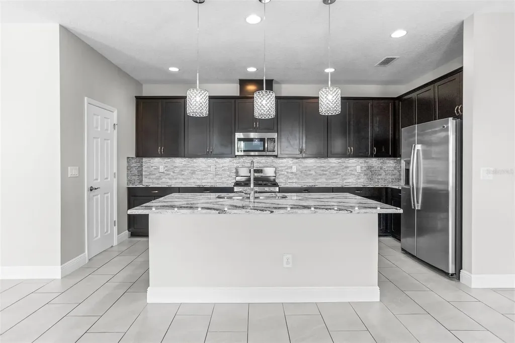 6906 Paradiso Drive Apollo Beach FL 33572