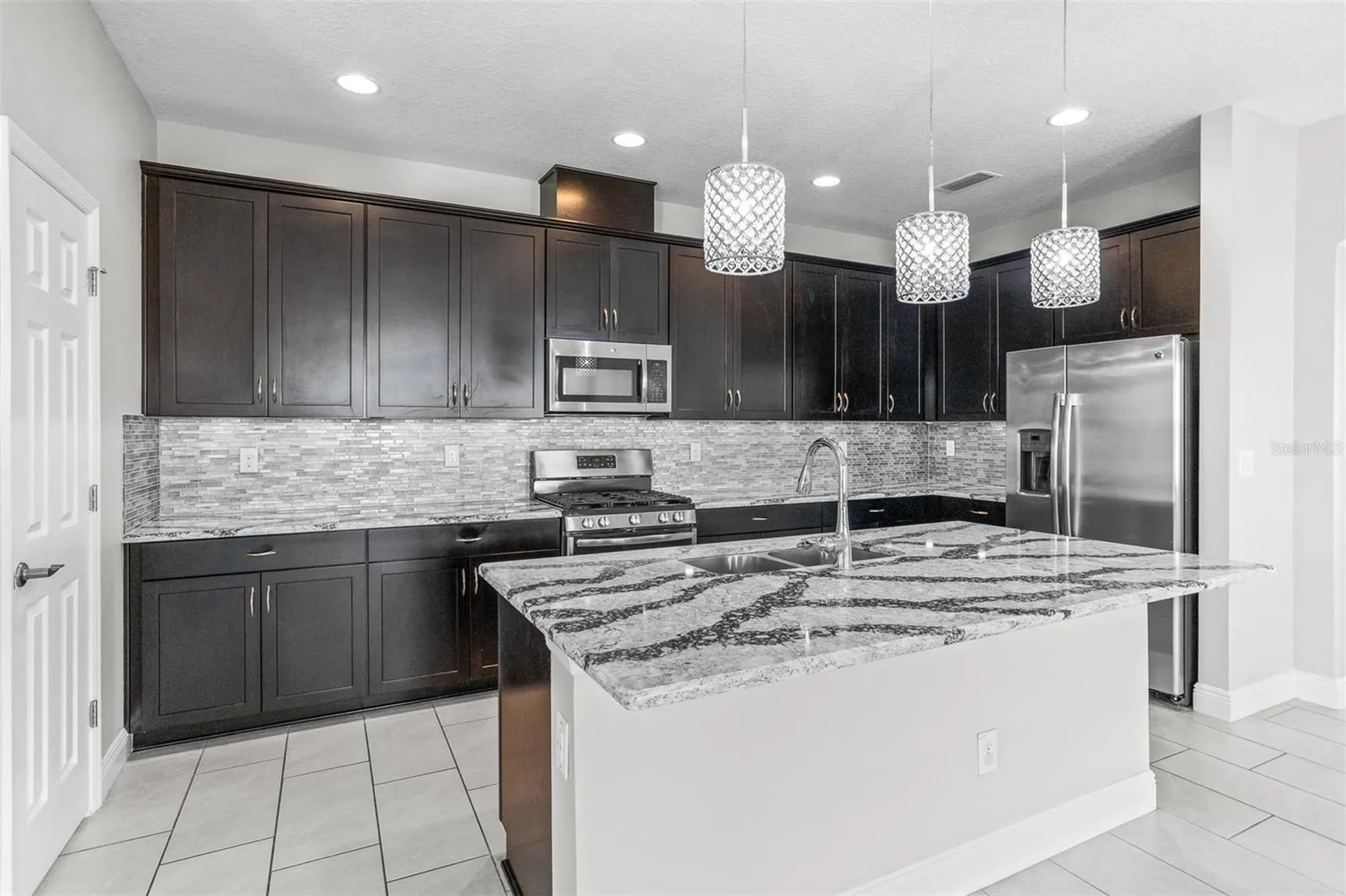 6906 Paradiso Drive Apollo Beach FL 33572