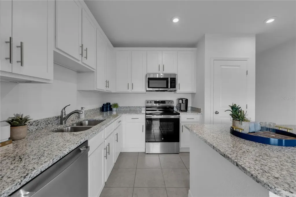 3039 Jessamine Drive Tavares FL 32778