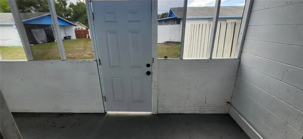 10706 N 15th Streets Tampa FL 33612