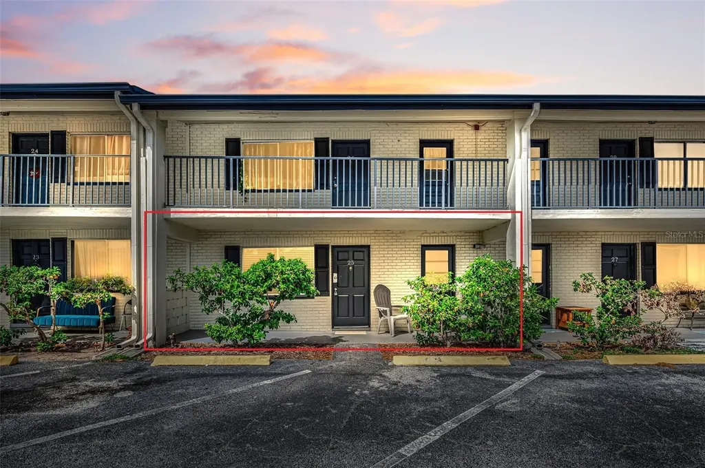 2 N Fernwood Avenue Clearwater FL 33765