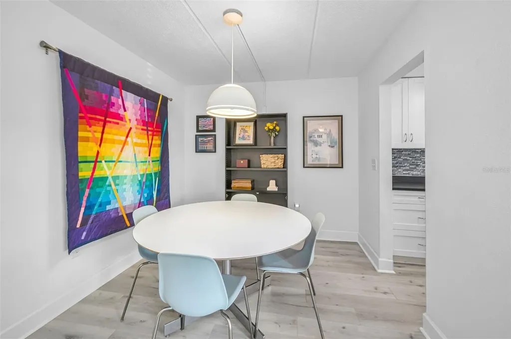 2 N Fernwood Avenue Clearwater FL 33765