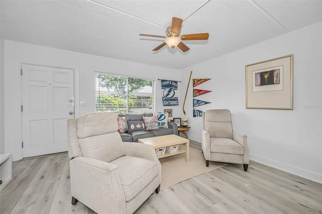 2 N Fernwood Avenue Clearwater FL 33765