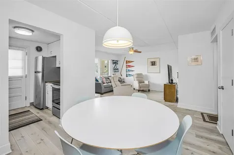 2 N Fernwood Avenue Clearwater FL 33765