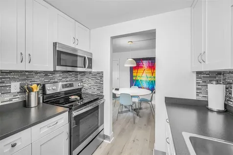 2 N Fernwood Avenue Clearwater FL 33765
