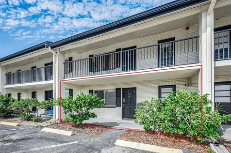 2 N Fernwood Avenue Clearwater FL 33765