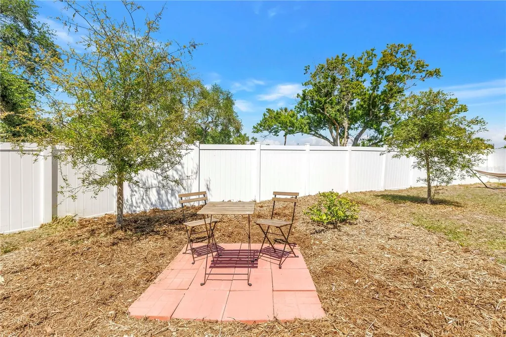 2119 Catalonia Way S St Petersburg FL 33712