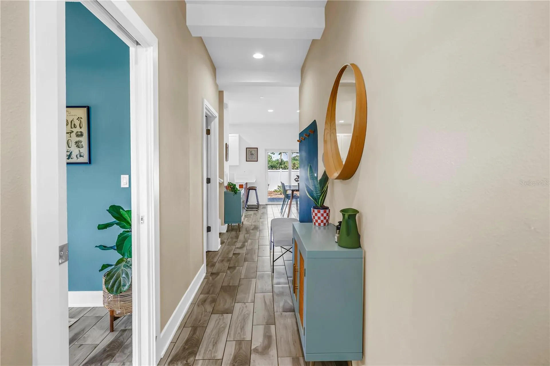 2119 Catalonia Way S St Petersburg FL 33712