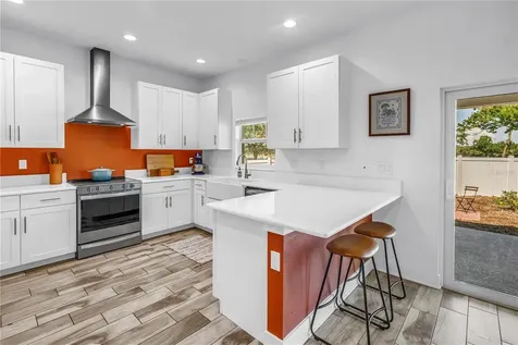 2119 Catalonia Way S St Petersburg FL 33712