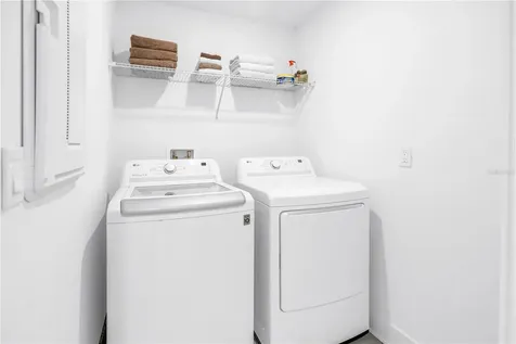 2119 Catalonia Way S St Petersburg FL 33712