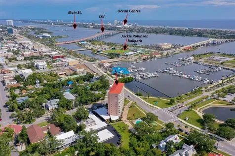 404 S Beach Street Daytona Beach FL 32114