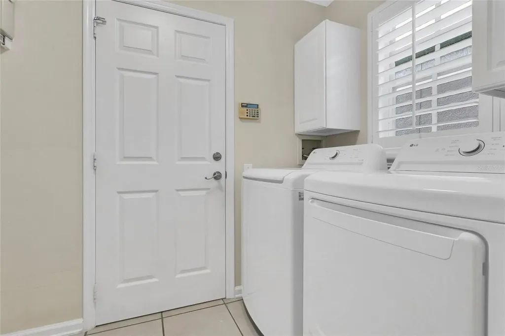 3433 Clear Stream Drive Orlando FL 32822
