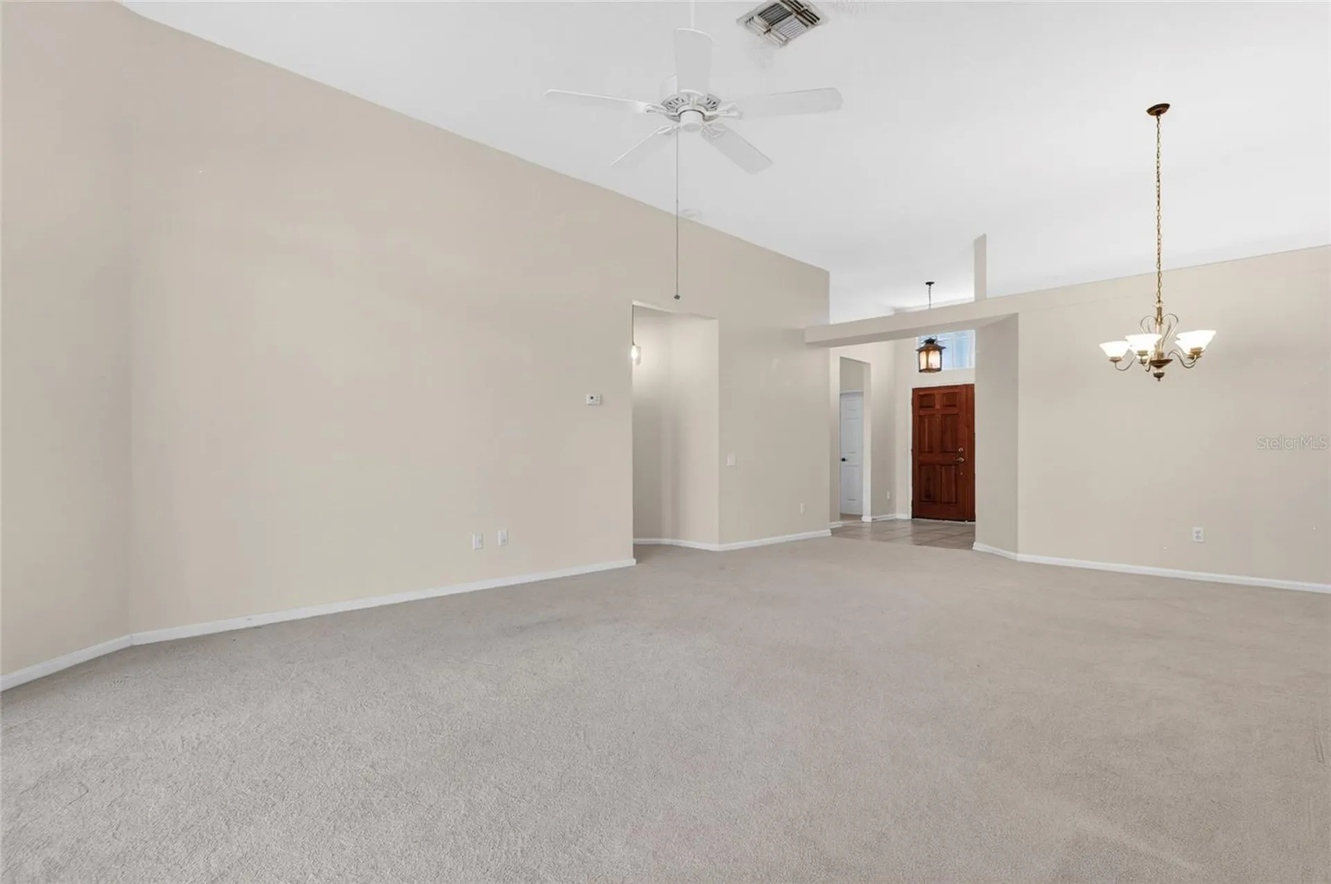 3433 Clear Stream Drive Orlando FL 32822