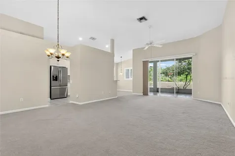 3433 Clear Stream Drive Orlando FL 32822