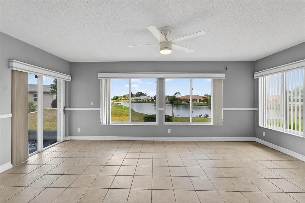 1502 Cloister Drive Sun City Center FL 33573