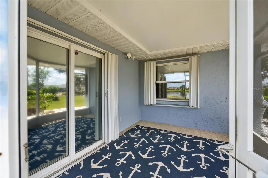 1502 Cloister Drive Sun City Center FL 33573