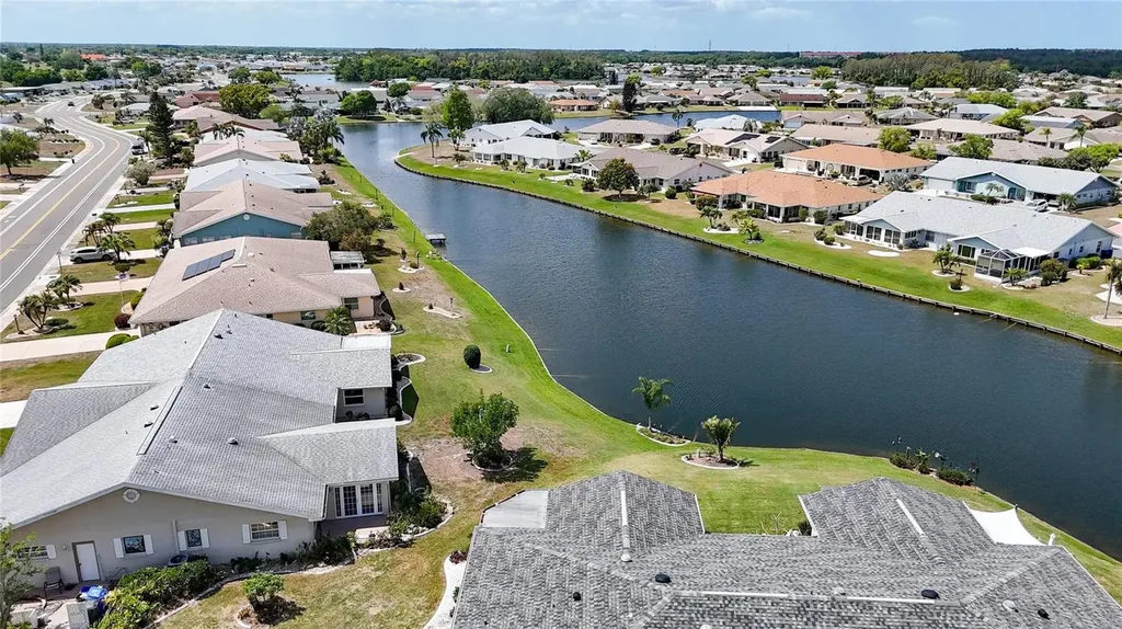 1502 Cloister Drive Sun City Center FL 33573