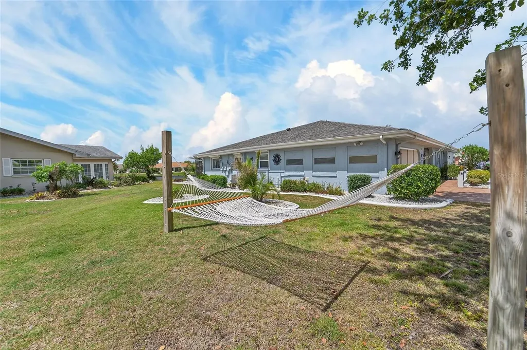 1502 Cloister Drive Sun City Center FL 33573