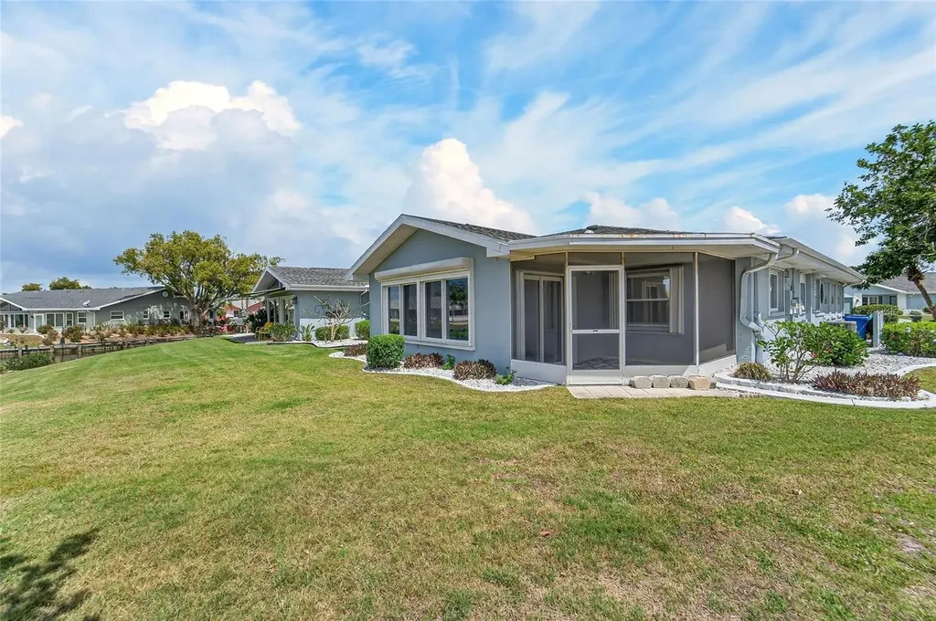 1502 Cloister Drive Sun City Center FL 33573