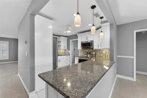 1502 Cloister Drive Sun City Center FL 33573