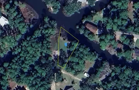 5700 Nowling Drive Milton FL 32583