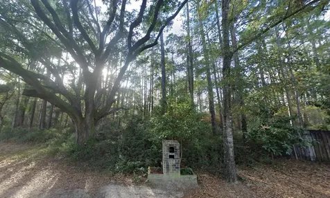 5700 Nowling Drive Milton FL 32583