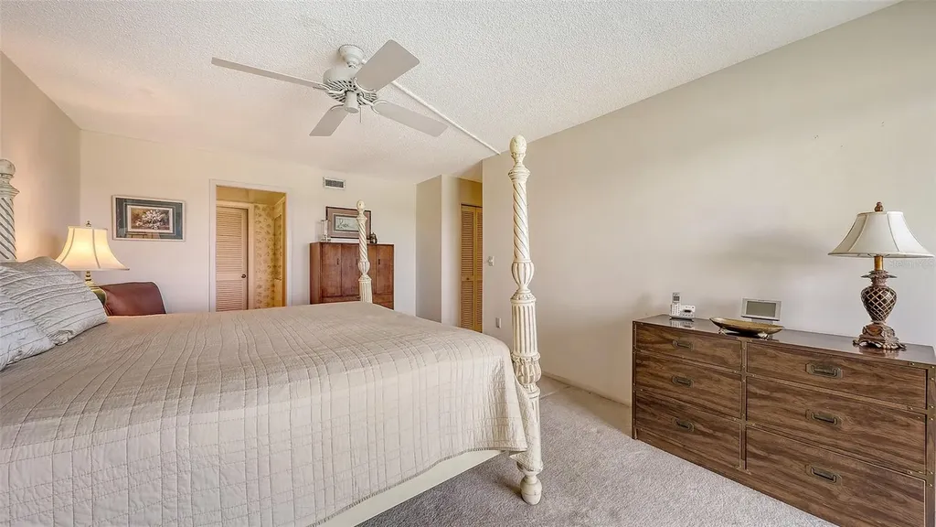 9393 Midnight Pass Road Sarasota FL 34242