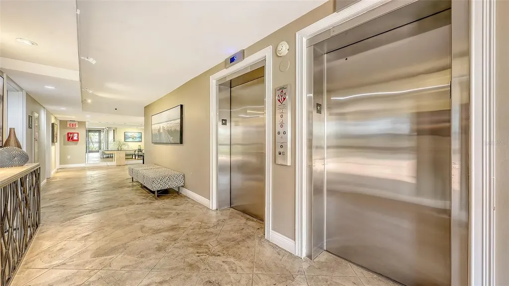 9393 Midnight Pass Road Sarasota FL 34242