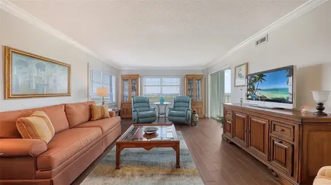 9393 Midnight Pass Road Sarasota FL 34242