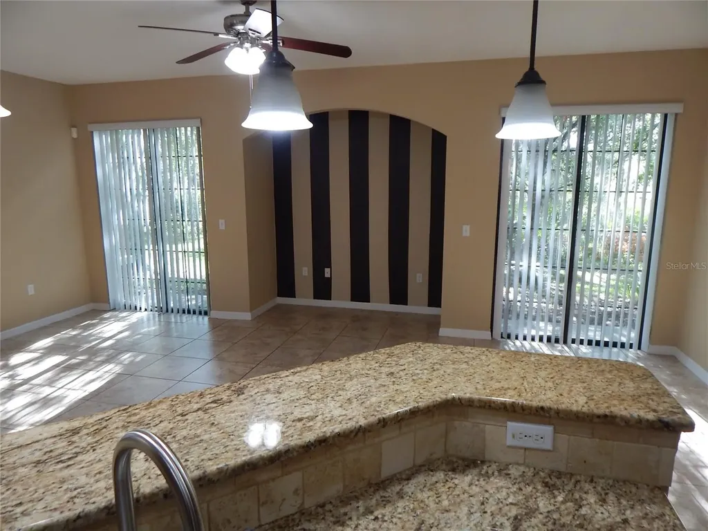 5716 Kingletsound Place Lithia FL 33547