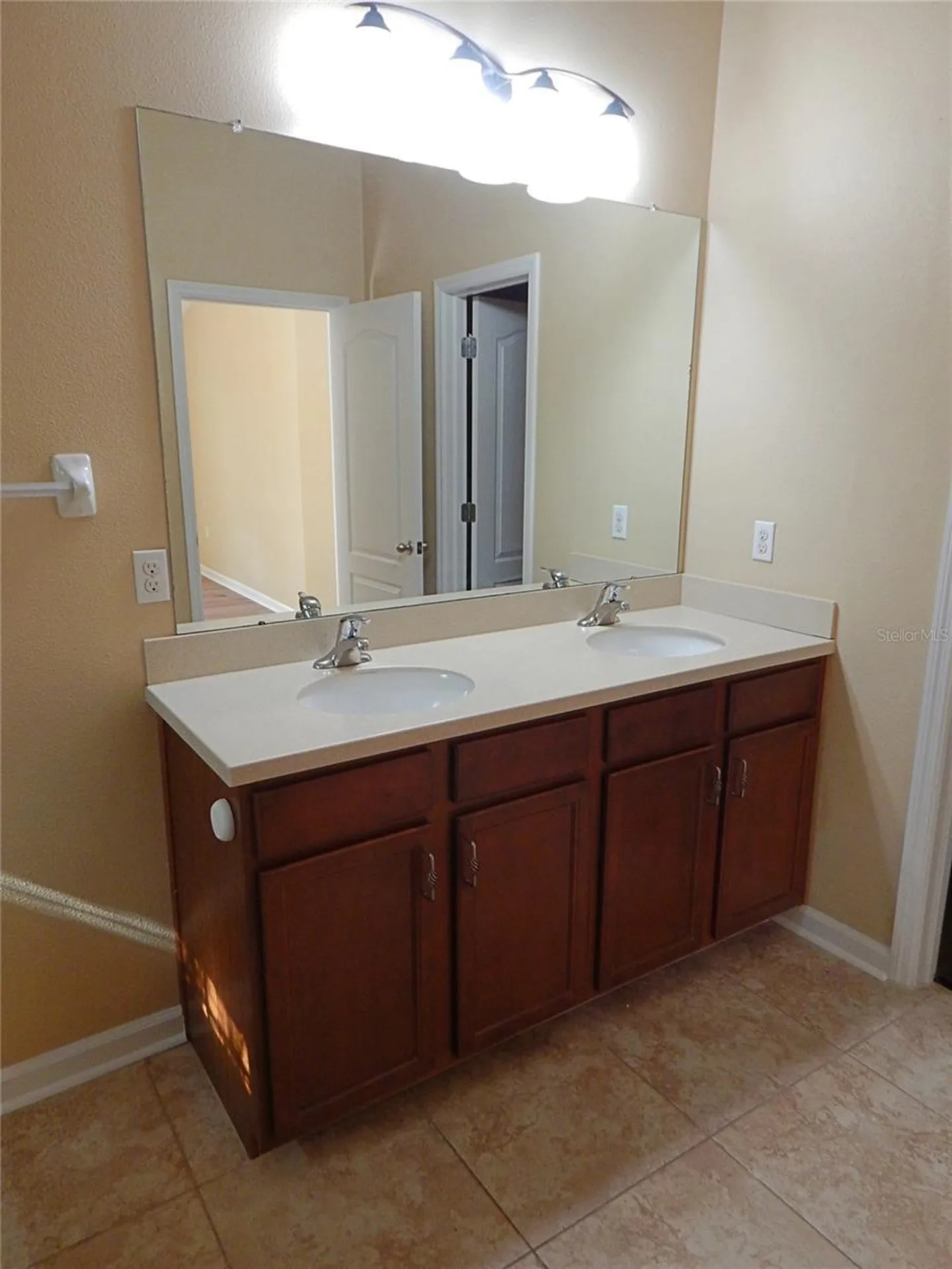 5716 Kingletsound Place Lithia FL 33547
