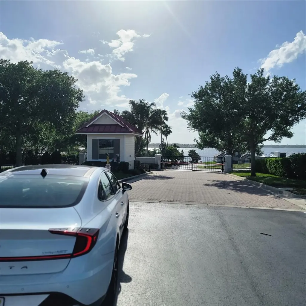 496 Adams View Lane Auburndale FL 33823