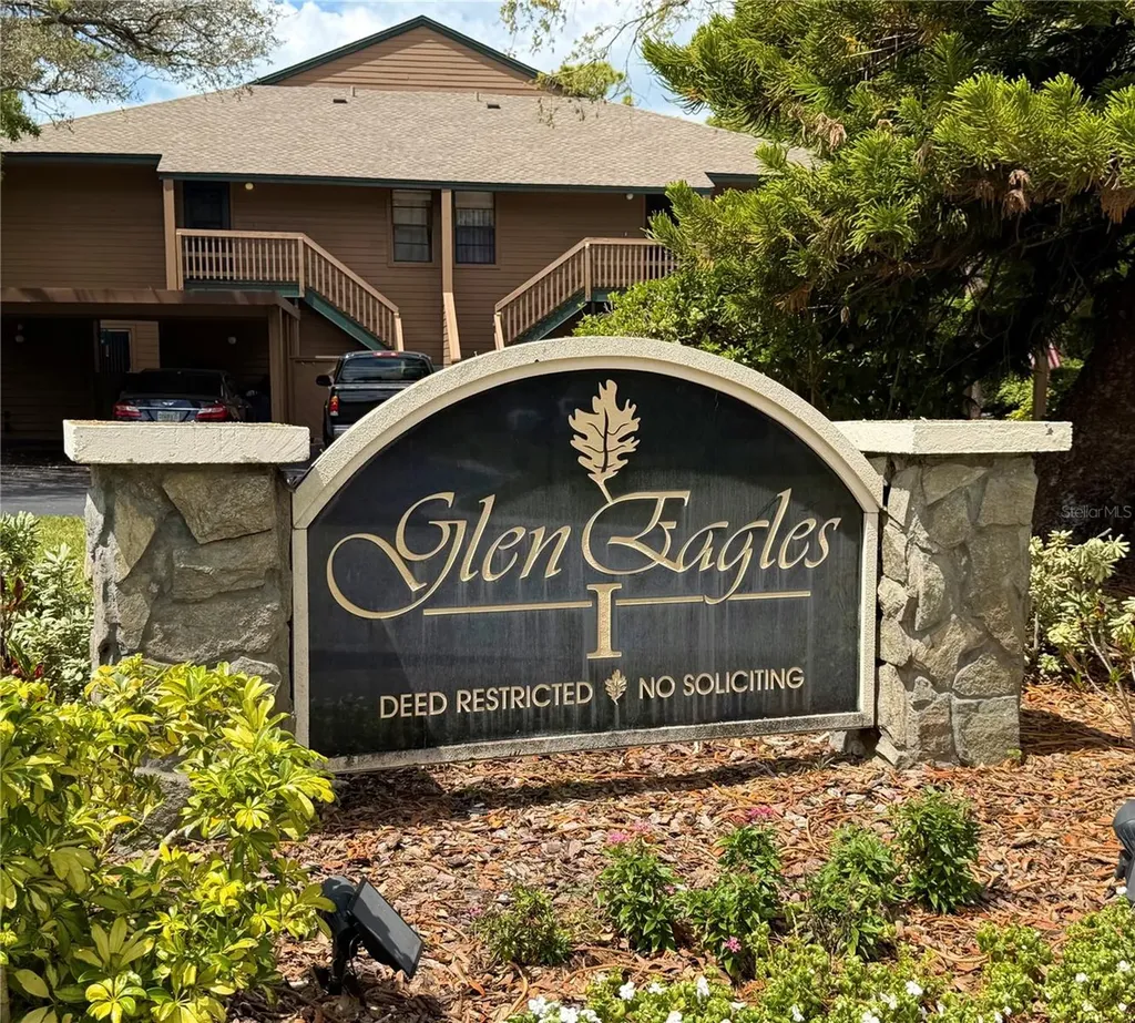 1001 Lennox Road W Palm Harbor FL 34683