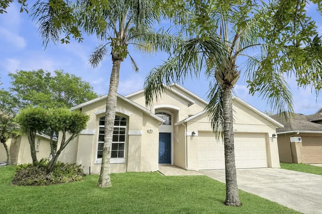 109 Thornbury Drive Kissimmee FL 34744