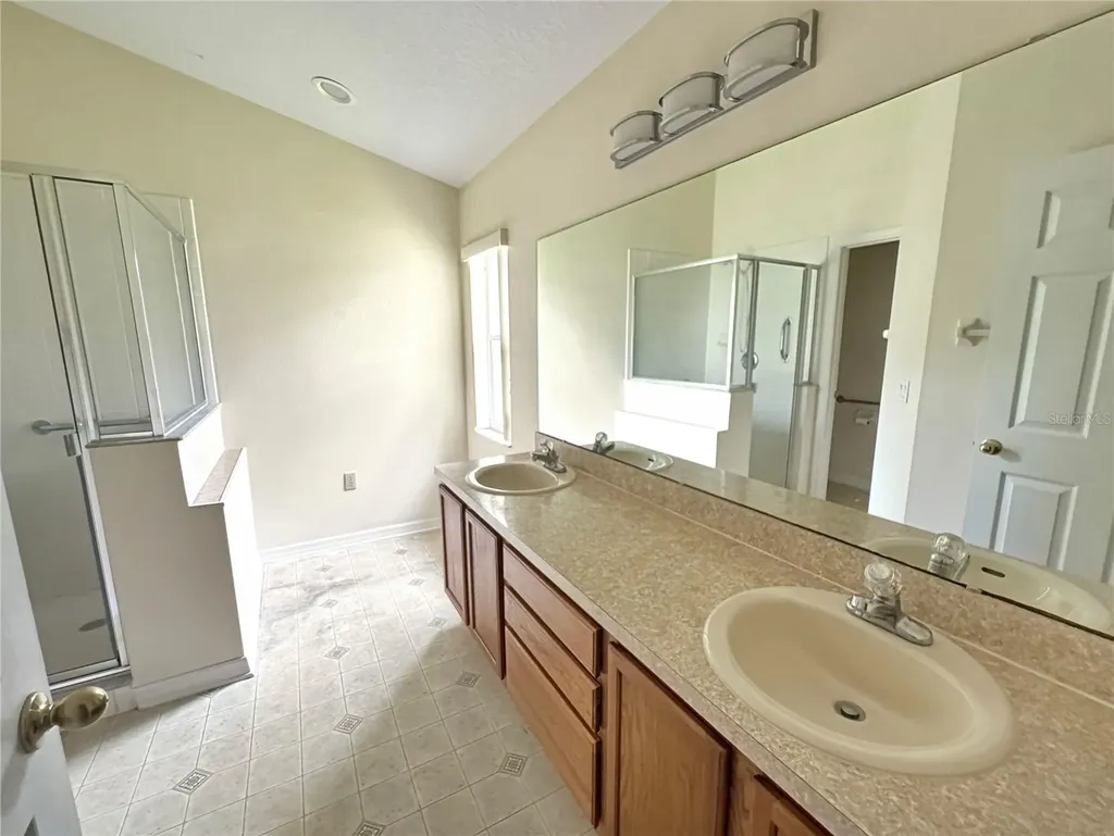 109 Thornbury Drive Kissimmee FL 34744