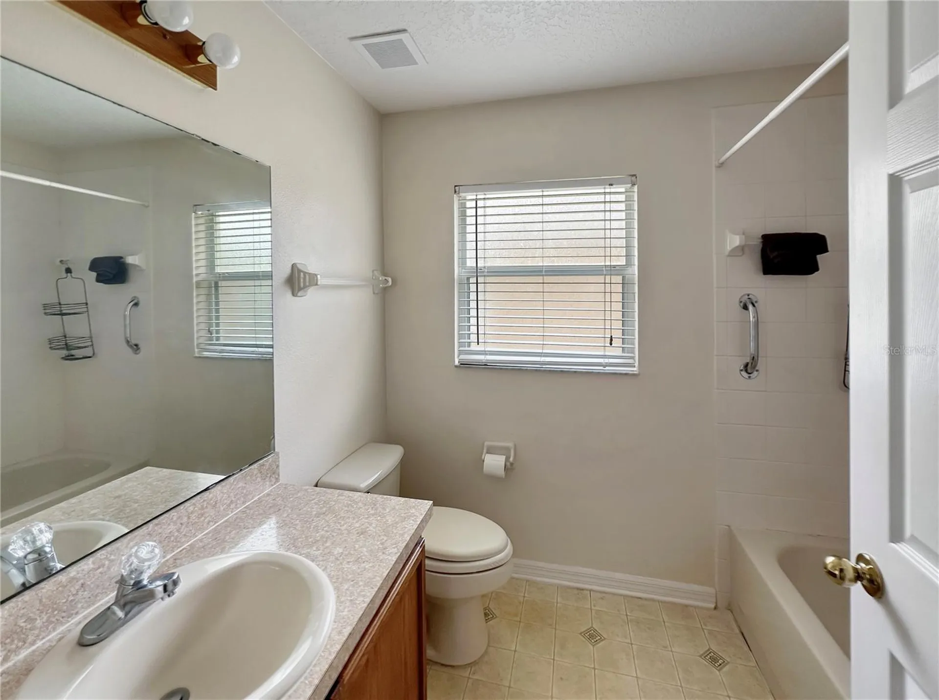 109 Thornbury Drive Kissimmee FL 34744