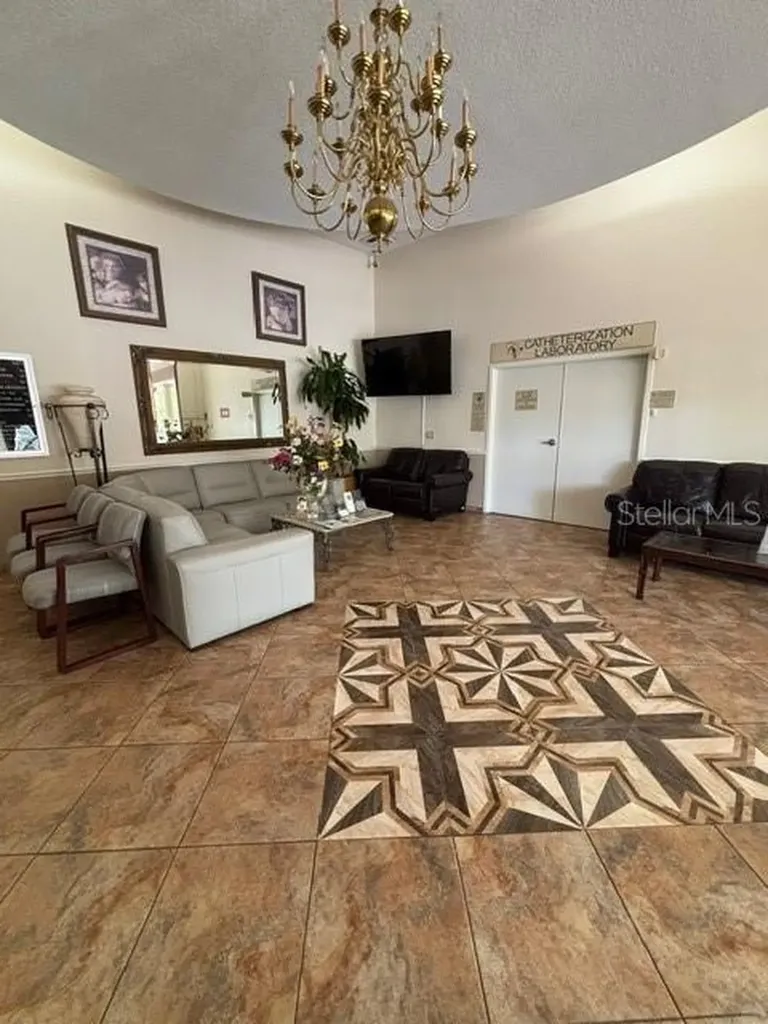 1900 N Mills Avenue Orlando FL 32803