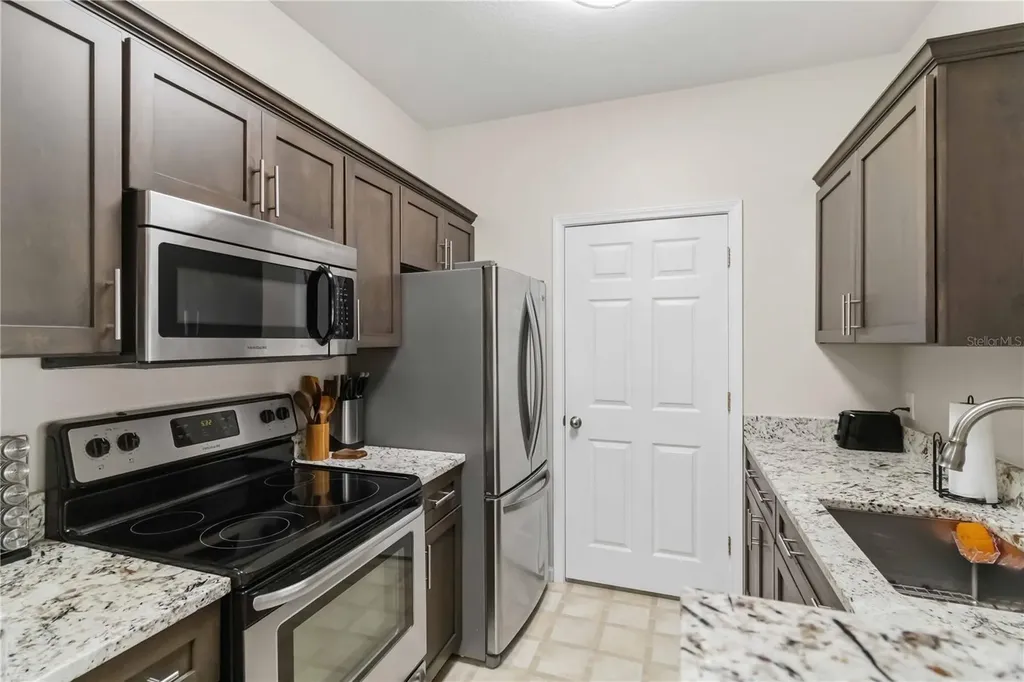 4802 51st Street W Bradenton FL 34210