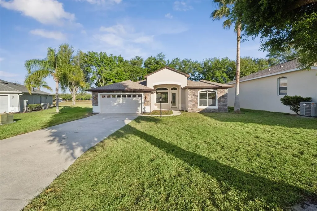 3292 Seven Seas Drive Tavares FL 32778