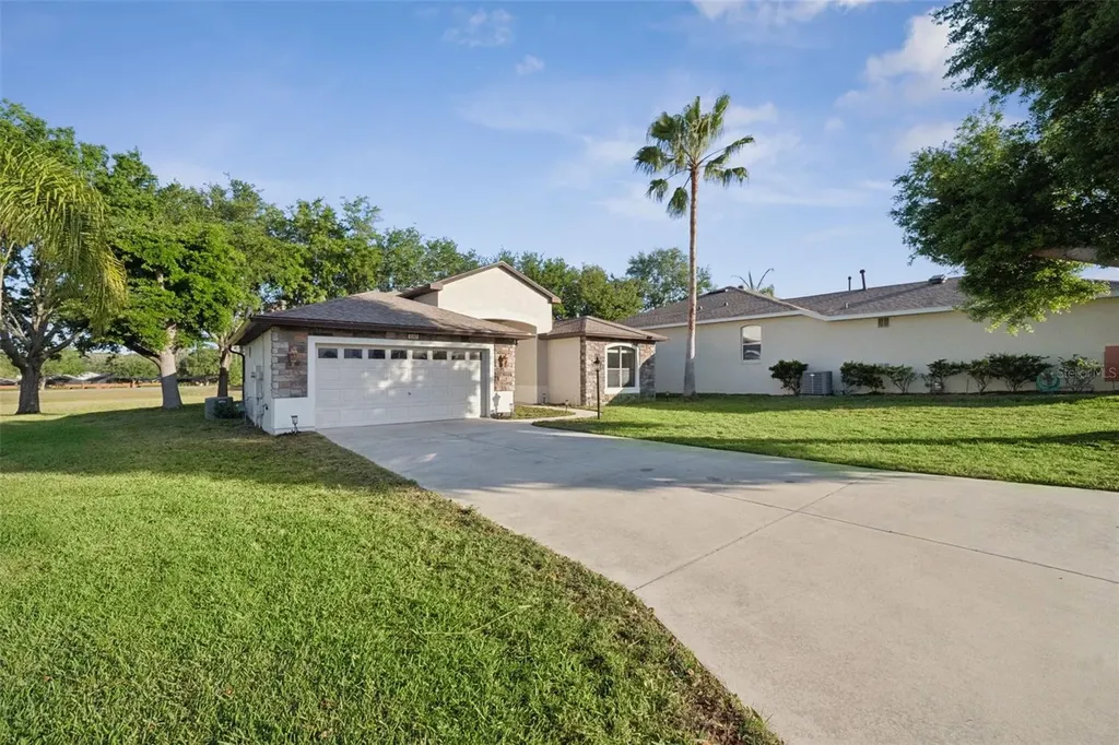 3292 Seven Seas Drive Tavares FL 32778