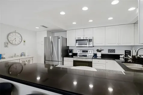 1460 Gulf Boulevard Clearwater Beach FL 33767