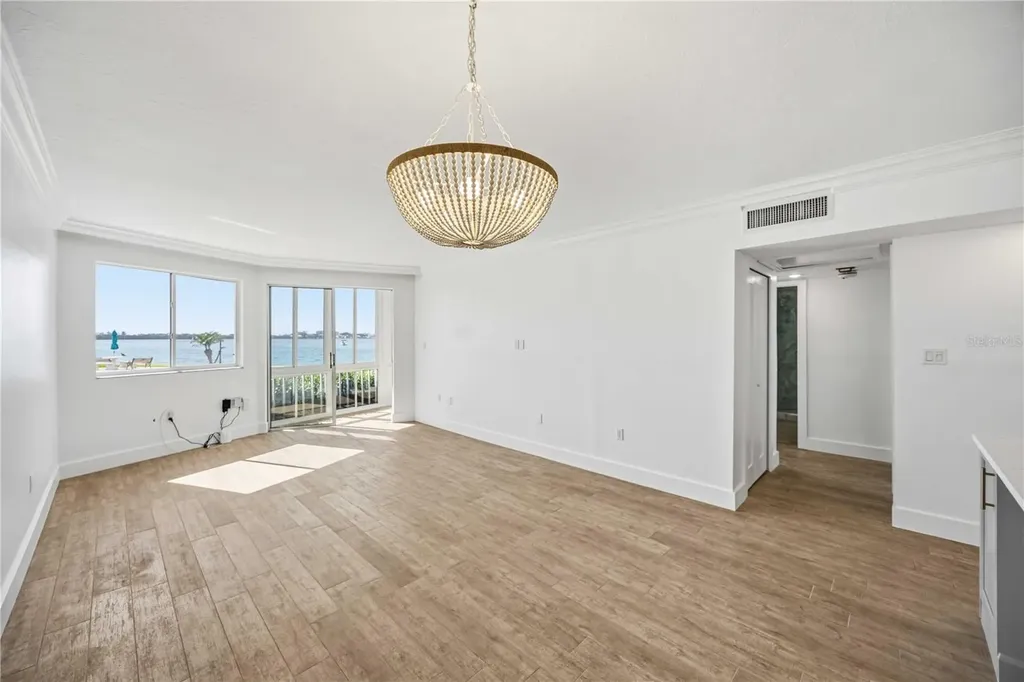 769 John Ringling Boulevard Sarasota FL 34236
