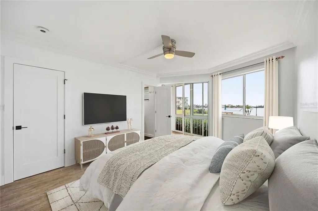 769 John Ringling Boulevard Sarasota FL 34236