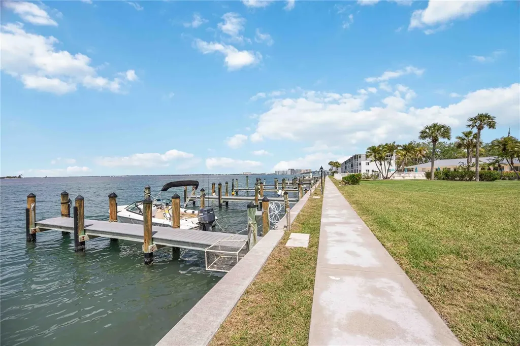 769 John Ringling Boulevard Sarasota FL 34236