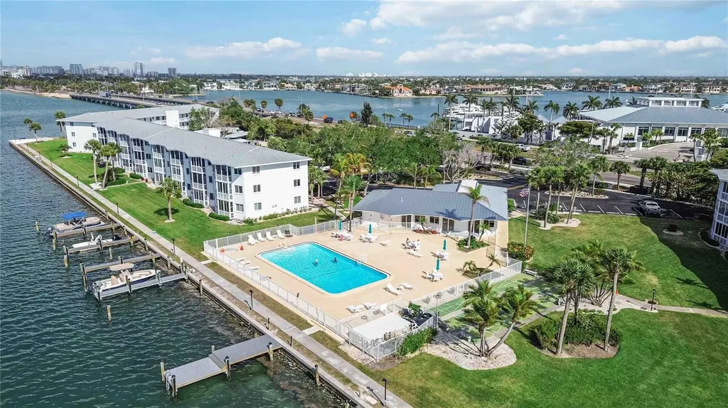 769 John Ringling Boulevard Sarasota FL 34236