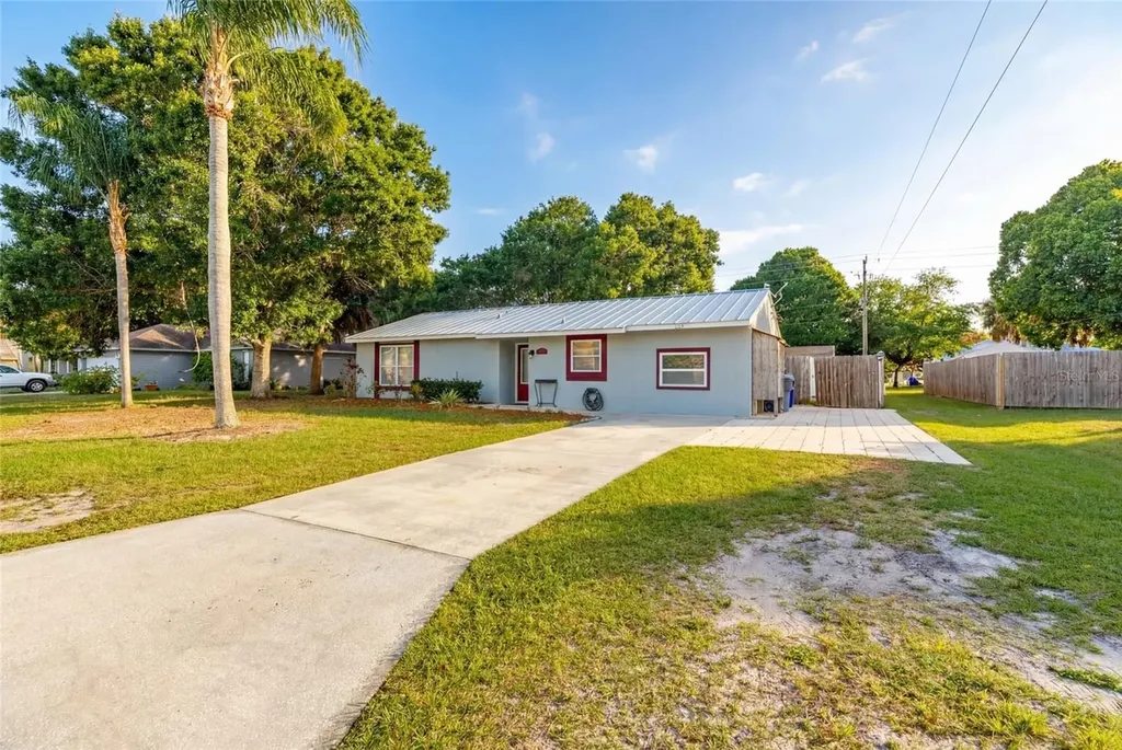 2255 15th Avenue SW Vero Beach FL 32962