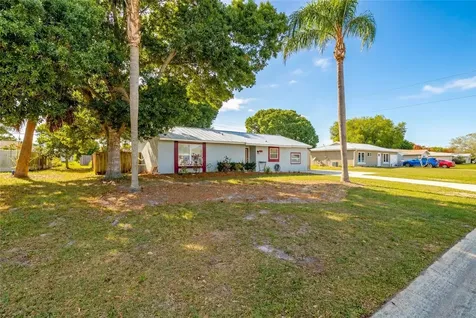 2255 15th Avenue SW Vero Beach FL 32962