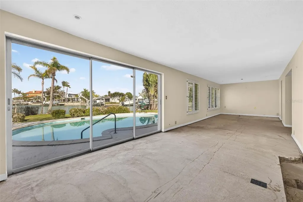 3103 Wedgewood Drive Belleair Beach FL 33786