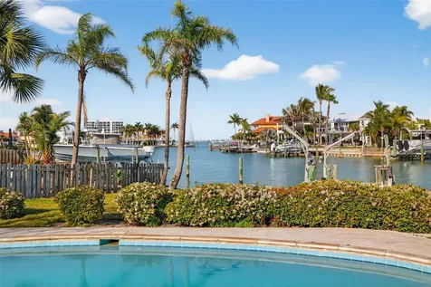3103 Wedgewood Drive Belleair Beach FL 33786