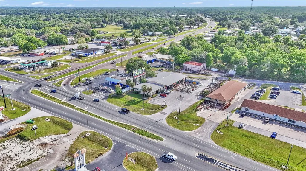 1811 N Pine Avenue Ocala FL 34475
